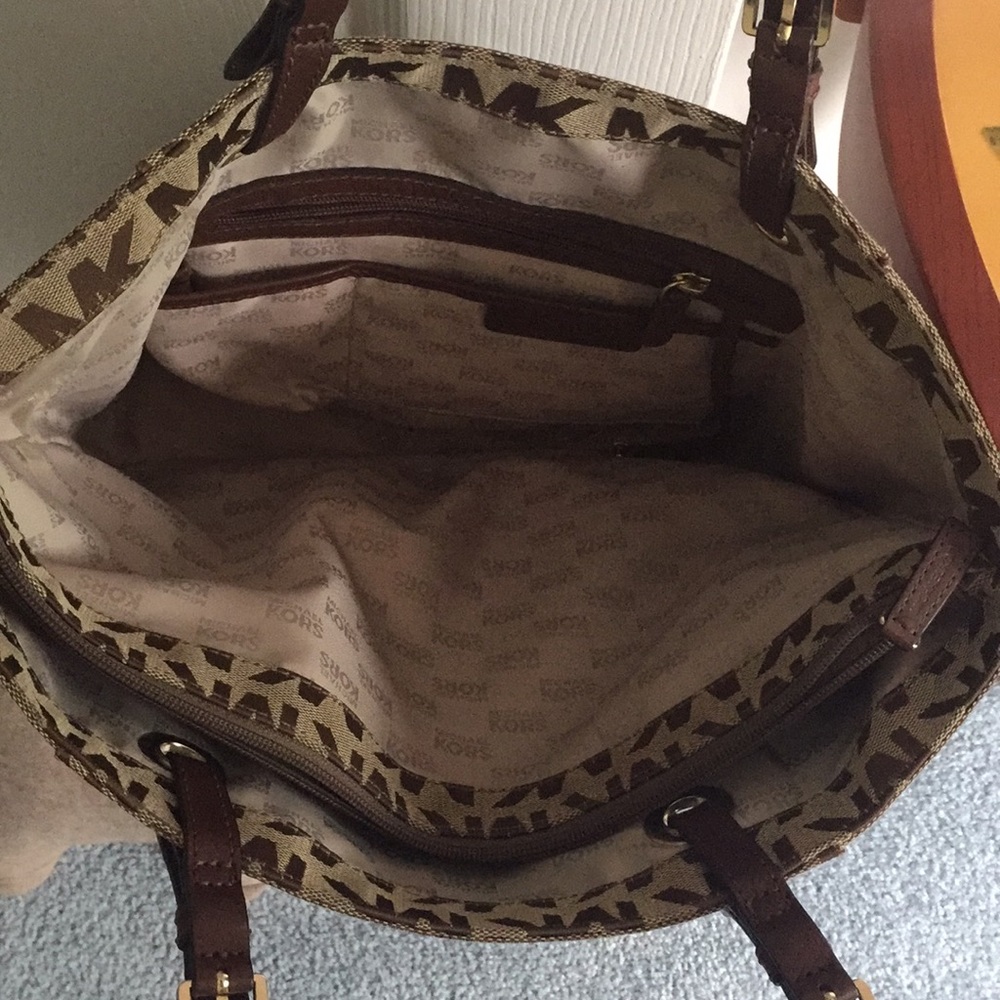 Tote - Picture 3 of 4